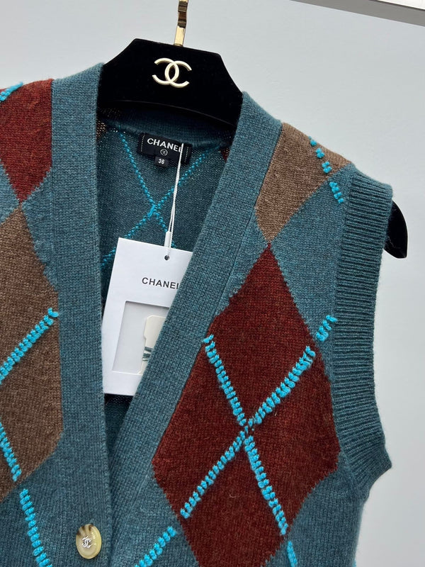 CHANEL ENSEMBLE 25S GILET EN MAILLE STYLE 255