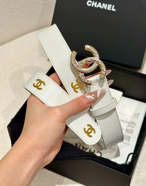 DOUBLE C BELT 30MM IN WHITE CALFSKIN GOLD BUCKLE WITH EMBOSSED CHECK PATTERN