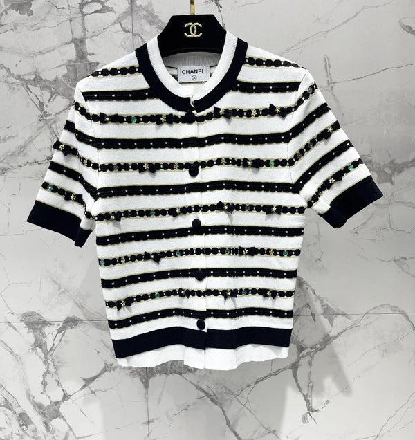 CHANEL 25S CARDIGAN À MANCHES COURTES STYLE 106