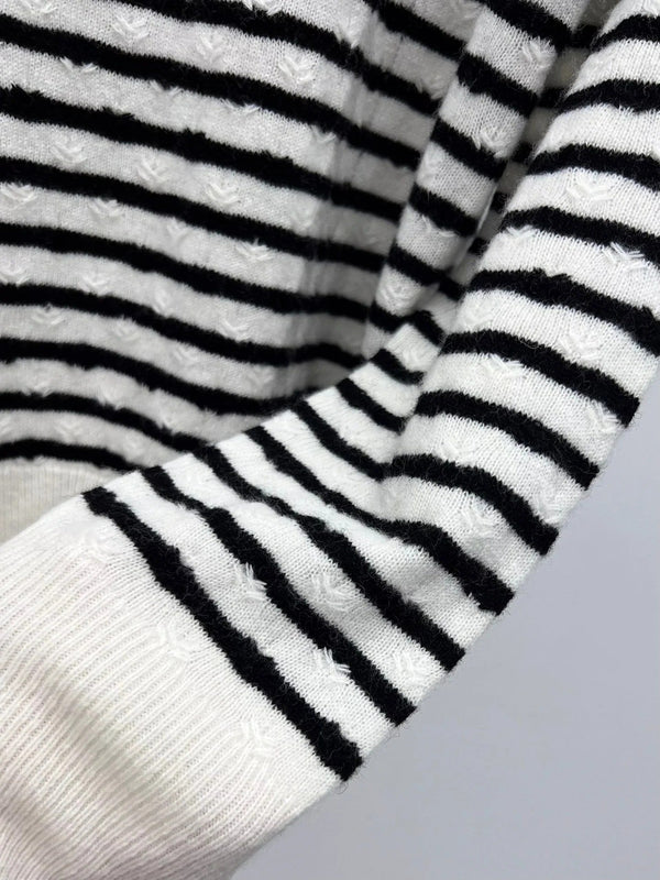 CHANEL PULL 25S STYLE 166