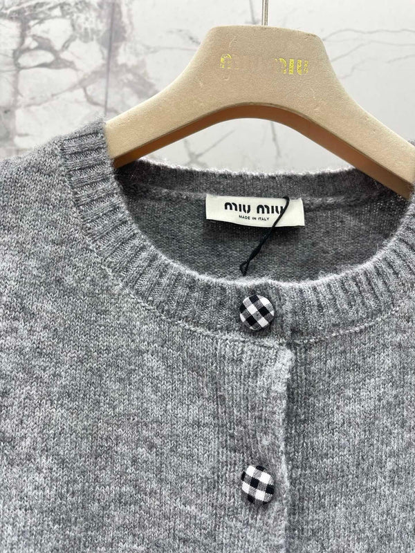 MIUMIU CARDIGAN STYLE 426