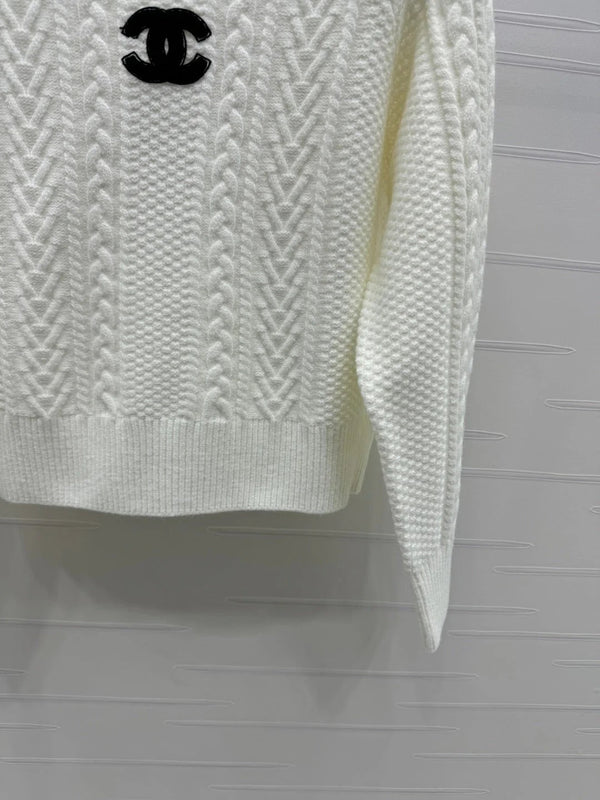 PULL EN MAILLE CHANEL 25S 467