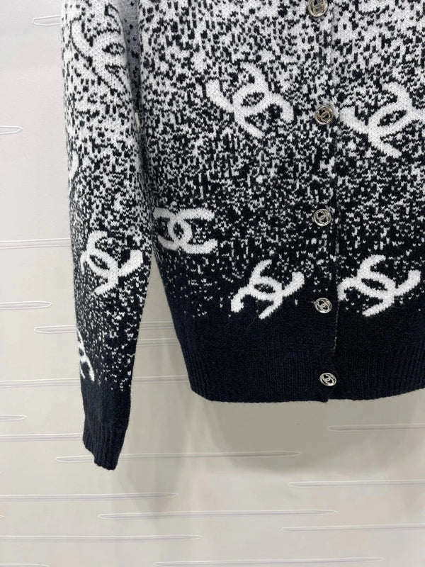 CHANEL 25S CARDIGAN VESTE 639