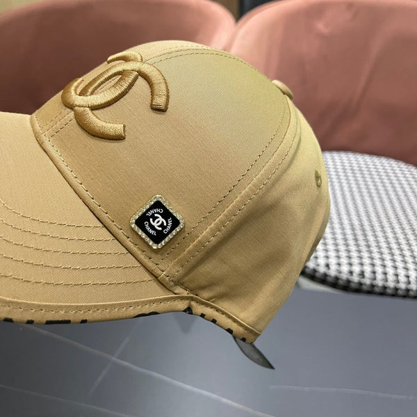 BASEBALL HAT YELLOW WITH LETTERING TRIM 672539