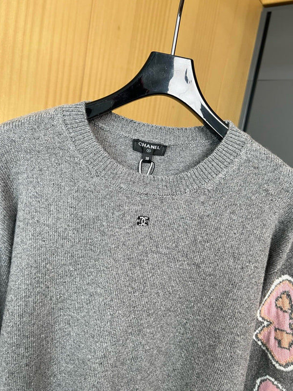 CHANEL PULL 25S MODÈLE 195