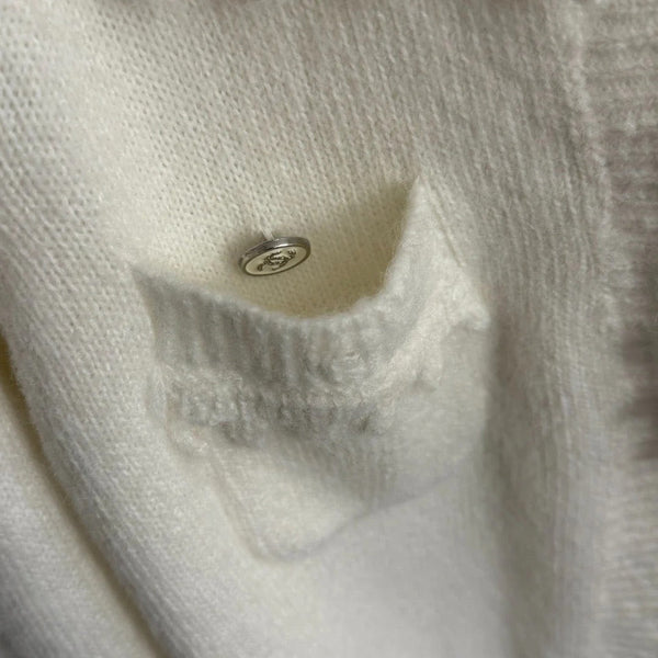CHANEL Gilet en tricot 25S 327