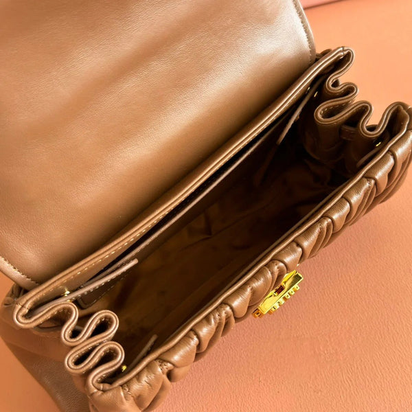 CHAIN SHOULDER BAG 24 IN BROWN PATENT SMOOTH LAMBSKIN