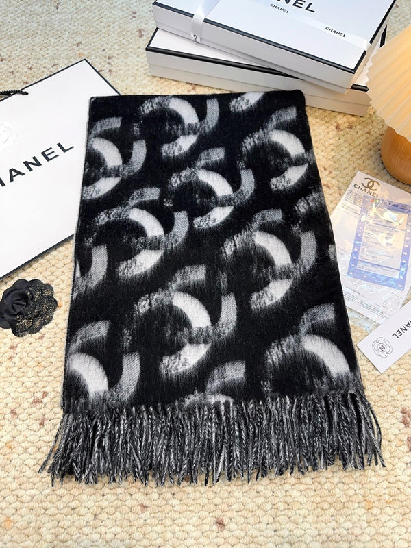CHANEL 25S SCARF 210 CM IN CASHMERE 943937