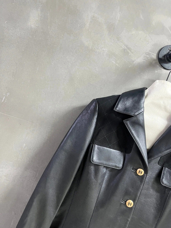 BLOUSON EN PEAU D'AGNEAU CHANEL 25S STYLE 226