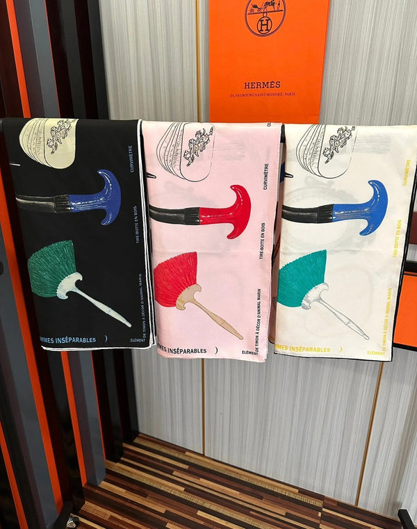 HERMES 25S SCARF 90 IN SILK 004