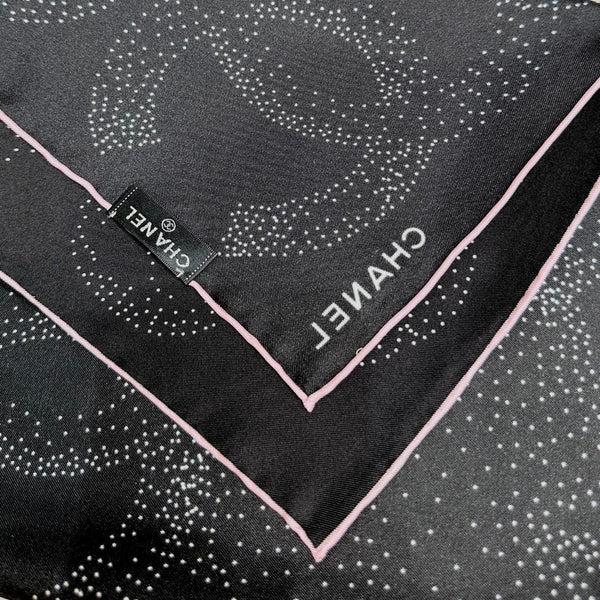 CHANEL 25S SCARF 90 IN SILK 730643