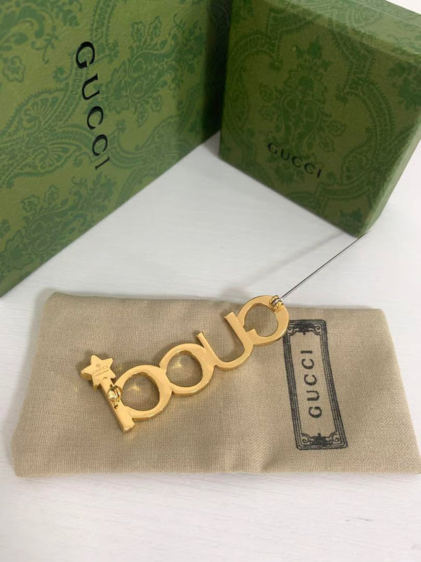 Gucci Brooch Gold 186101