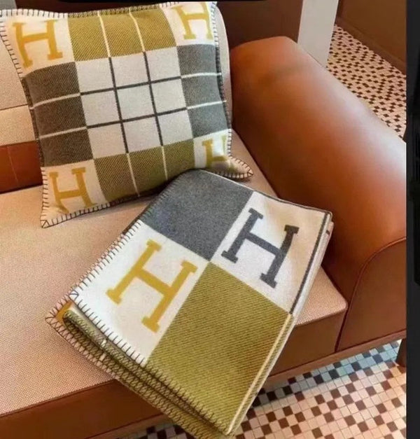 HM Avalon Throw Blanket Gris Soleil Wool Cashmere