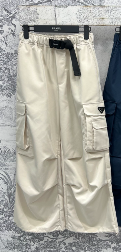 Pantaloni cargo Prada 25 in poliestere