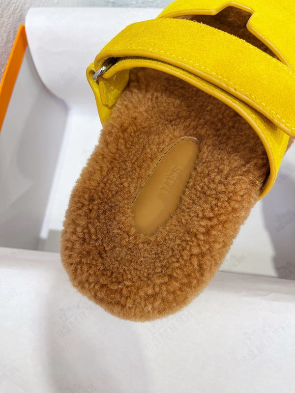 Chypre Sandal Gold shearling insole Yellow Velvet leather lining