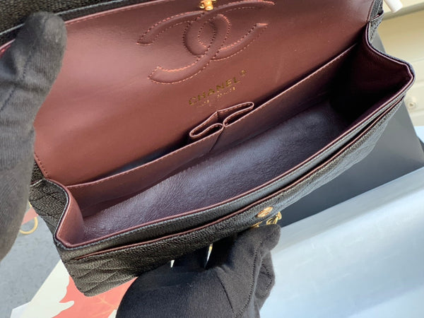 MEDIUM FLAP BAG 25CM BLACK CAVIAR GOLD HARDWARE