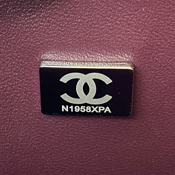 Medium Classic Flap Bag 23cm Black Lambskin Silver Hardware