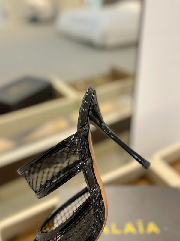 alaia mule 110 fishnet black heart lambskin
