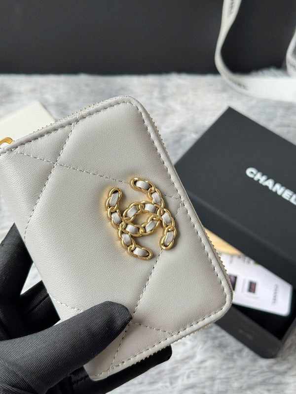 ALV Victorine 19 Zipped Coin Purse Lambskin