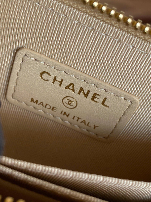 ALV Victorine 19 Zipped Coin Purse Lambskin