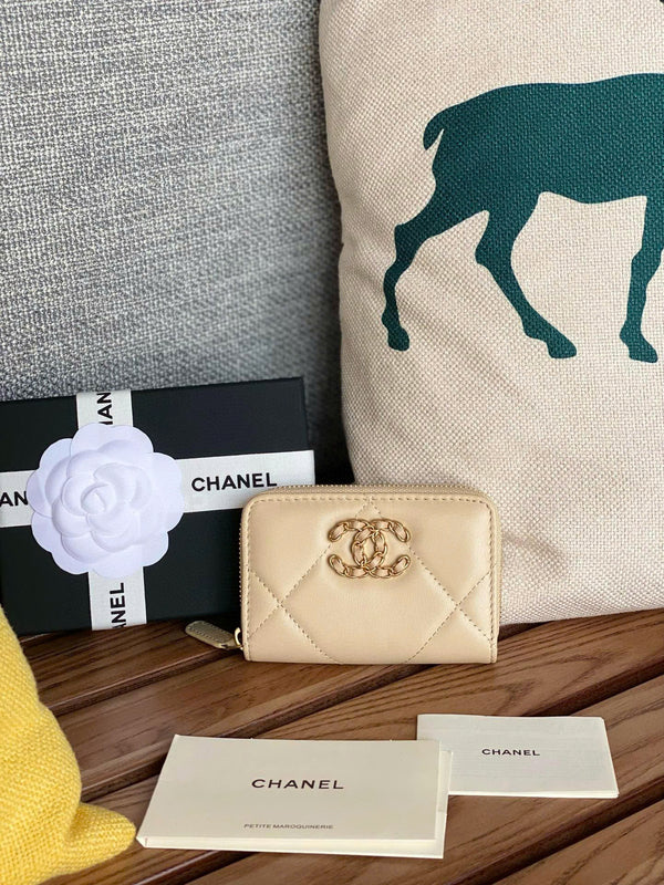 ALV Victorine 19 Zipped Coin Purse Lambskin