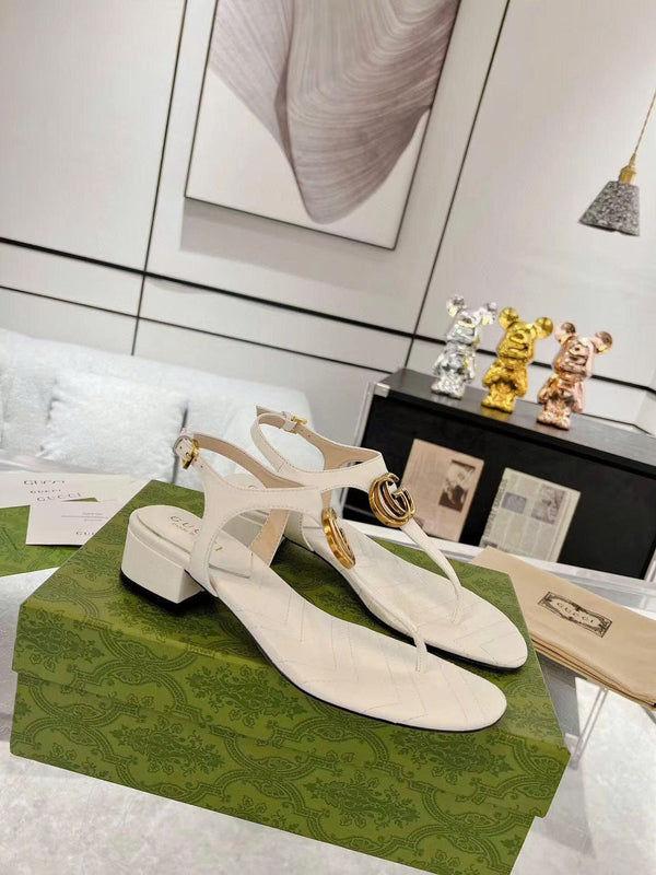 GG Marmont Thong Sandals in White Cowhide
