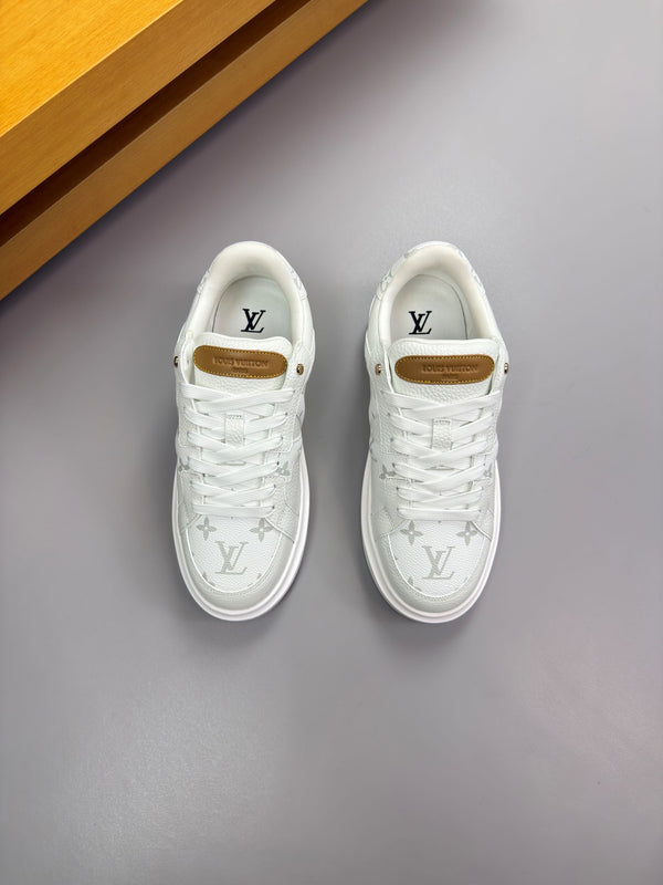 LV high-quality casual white sneakers 194599
