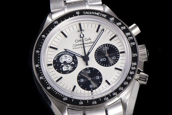 SPEEDMASTER MOONWATCH SNOOPY LUNETTA NERA 