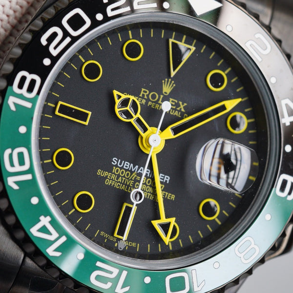 GMT-MASTER II CUSTOM VERDE NERO LUNETTA 