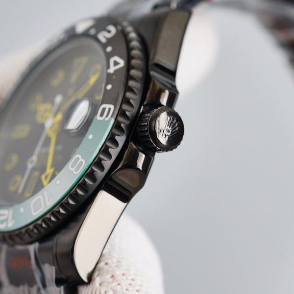 GMT-MASTER II CUSTOM VERDE NERO LUNETTA 