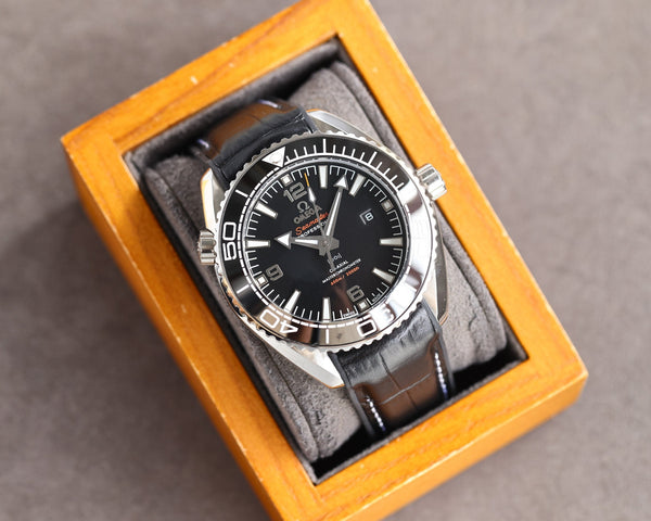SEAMASTER PROFESSIONAL PLANET OCEAN 600M NERO CERAMICA PELLE 