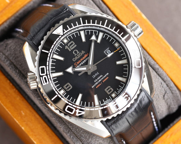 SEAMASTER PROFESSIONAL PLANET OCEAN 600M NERO CERAMICA PELLE 