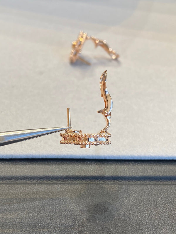 CLOVER MOP PINK-GOLD DIAMOND EARRINGS
