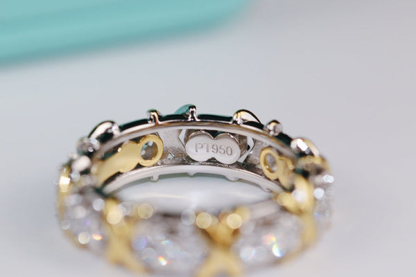 ANELLO SEDICI PIETRE ORO