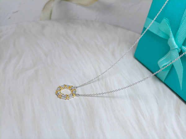 COLLANA CON SEDICI PIETRE
