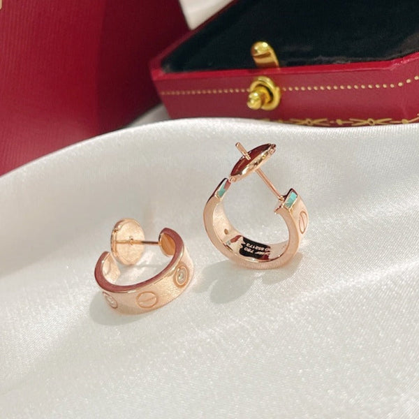ORECCHINI LOVE 5,7 MM 2 DIAMANTI