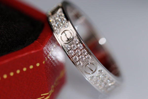 ANELLO LOVE 3,6 MM CON DIAMANTI