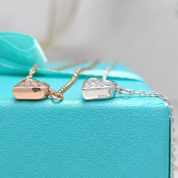 COLLANA CON PEDANTE A CUORE E 3 DIAMANTI