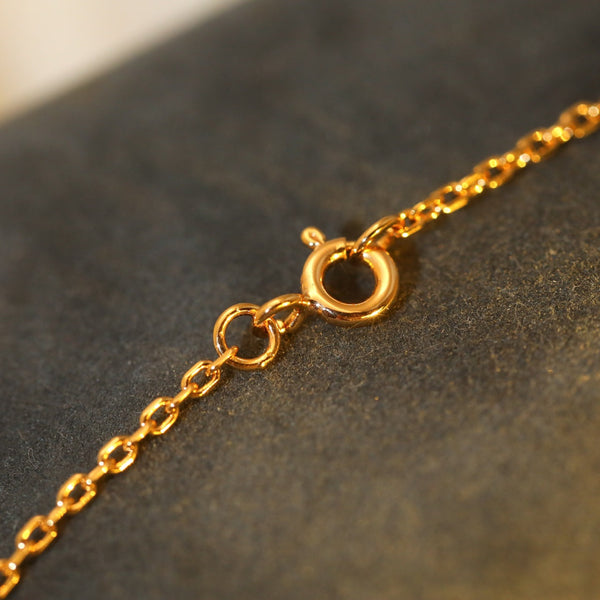 COLLANA CON PEDANTE SOLE IN ORO ROSA E 1 DIAMANTE