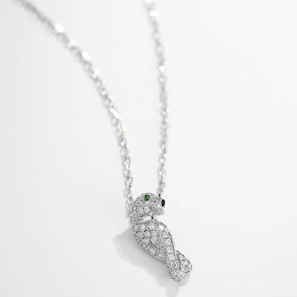 COLLANA IN ARGENTO E DIAMANTI CON PEDANTE PANTERA
