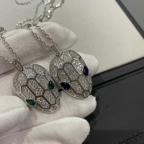 COLLANA CON PEDANTE SERPENTI E DIAMANTI