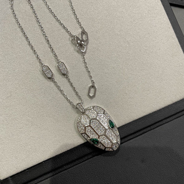 COLLANA CON PEDANTE SERPENTI E DIAMANTI