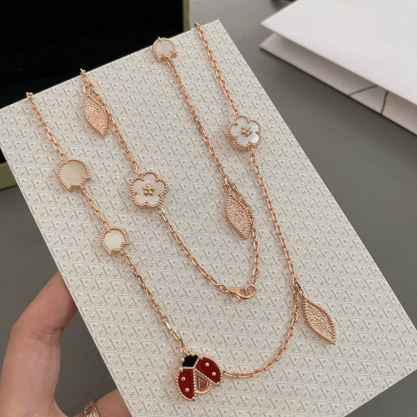 COLLANA IN ORO ROSA CON 15 MOTIVI LUCKY SPRING