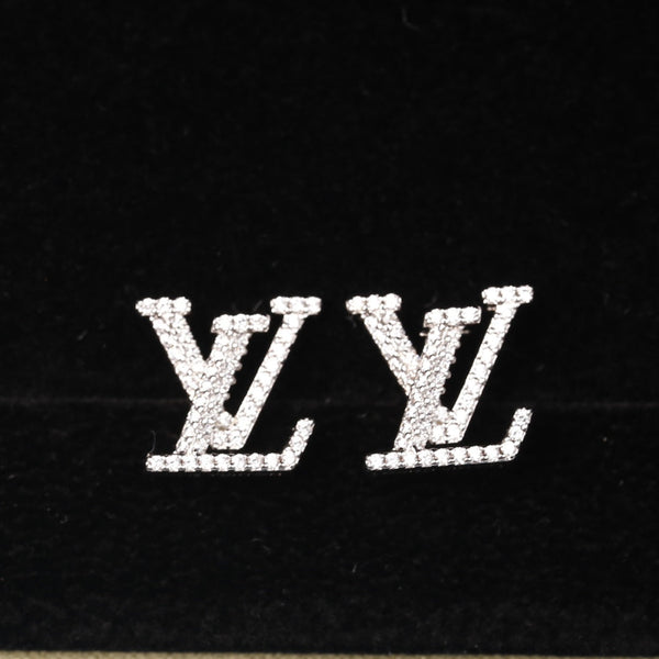 LV LOGO DIAMOND STUD EARRINGS