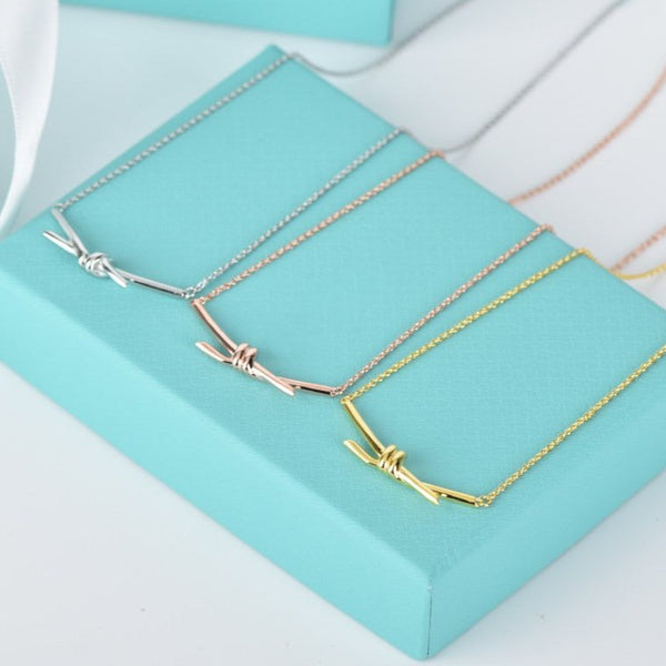 COLLANA CON NODO