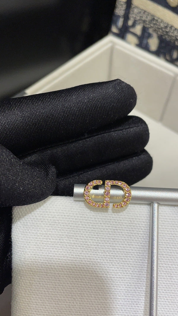 ORECCHINI A PERNO IN ORO E DIAMANTI PETIT CD