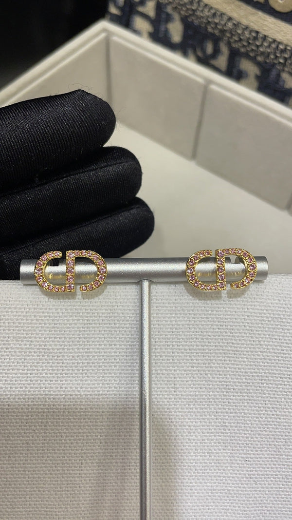 ORECCHINI A PERNO IN ORO E DIAMANTI PETIT CD
