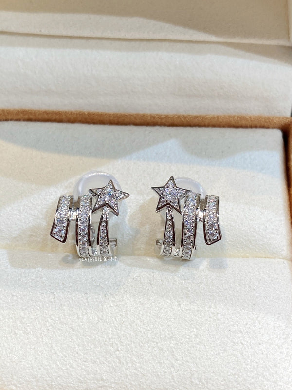 ORECCHINI IN ARGENTO CON DOPPIA FILA DI DIAMANTI A STELLA