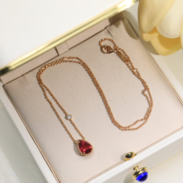 COLLANA BOHEME IN ORO ROSA CON DIAMANTI E CORNIOLA