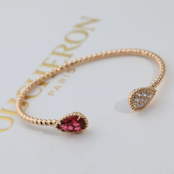 BRACCIALE APERTO BOHEME IN ORO ROSA CON DIAMANTI E CORNIOLA